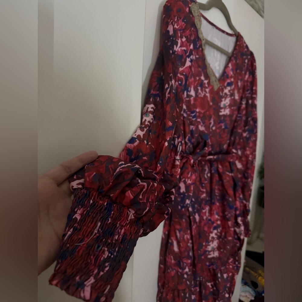 NWOT Floral Red and Blue Women's Dress - Picture 5 of 6